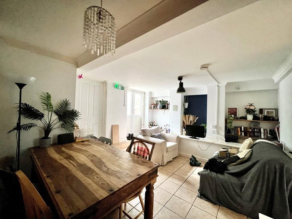 Brecknock Road, Tufnell Park, London N19 5BQ Property to Rent Rue
