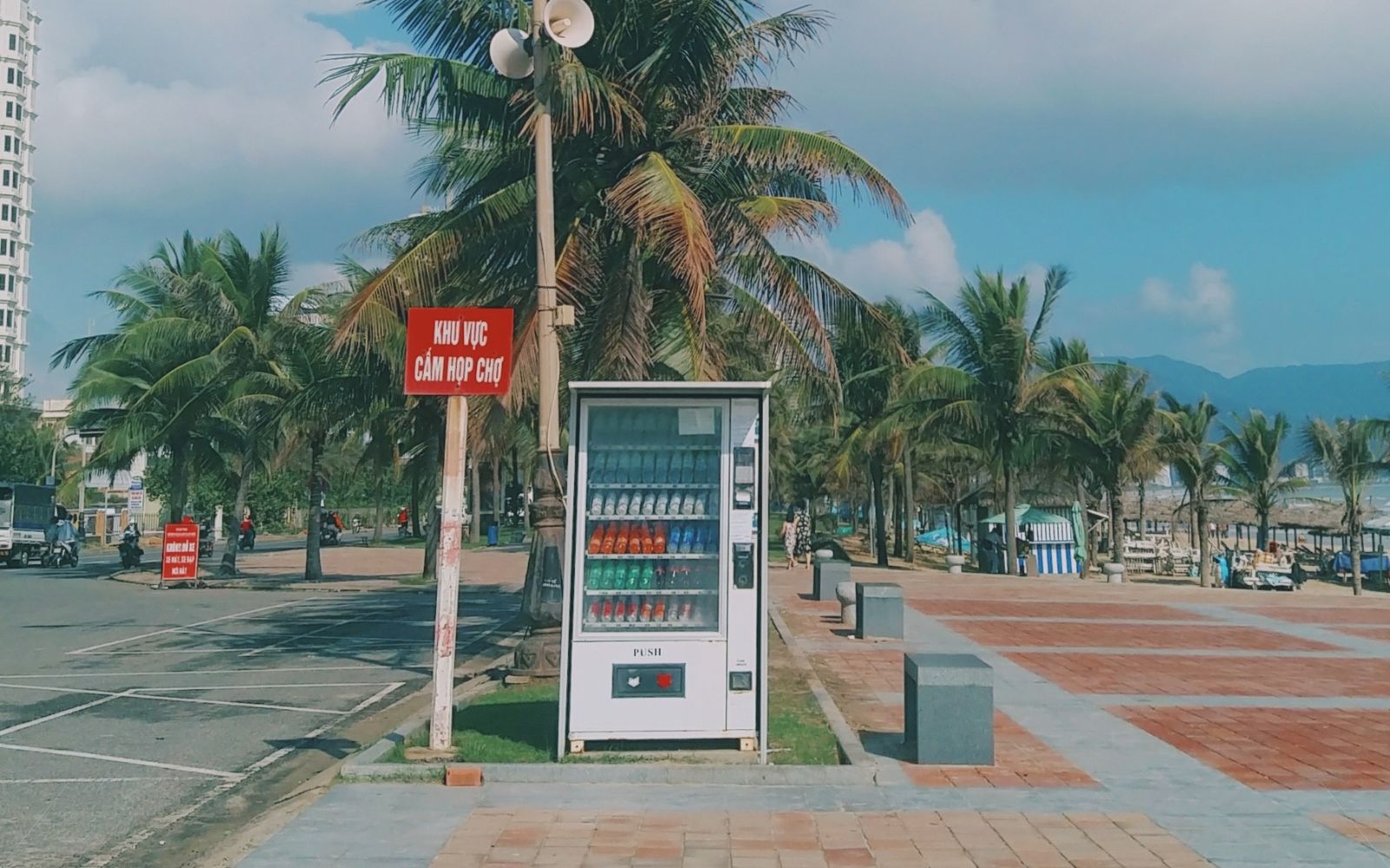The Best Vending Machines To Buy [Guide] Vending Locator