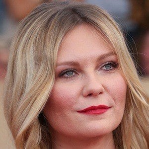 Kirsten Dunst - Age, Bio, Birthday, Family, Net Worth