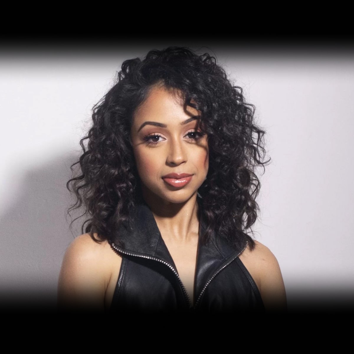 liza-koshy-age-bio-birthday-family-net-worth