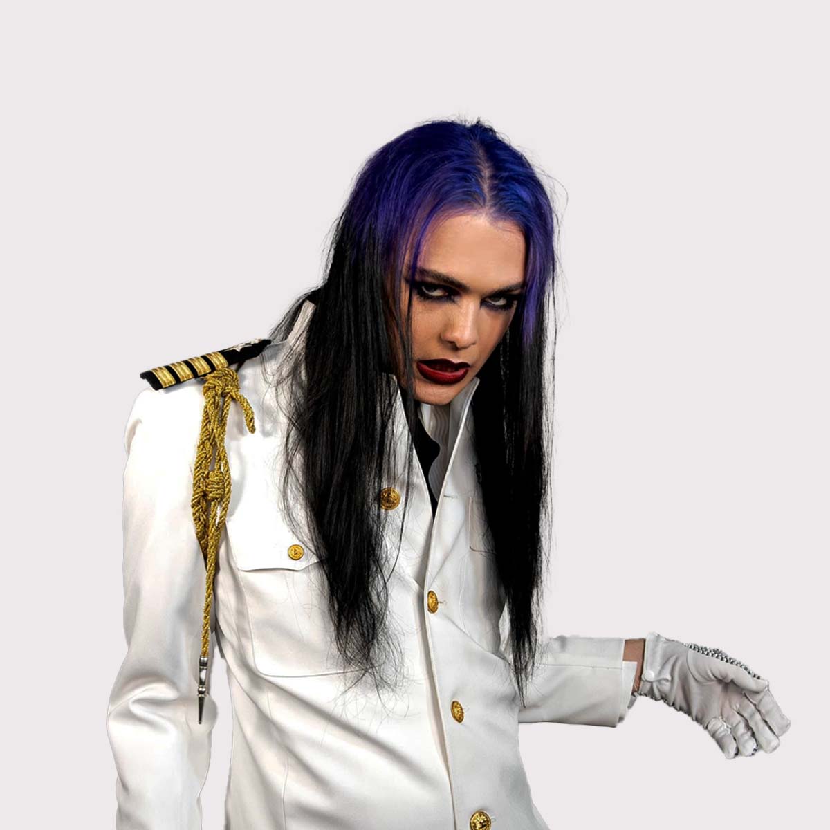 Kim Dracula - Age, Bio, Birthday, Family, Net Worth