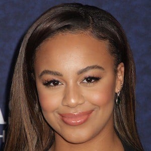 Nia Sioux - Age, Bio, Birthday, Family, Net Worth