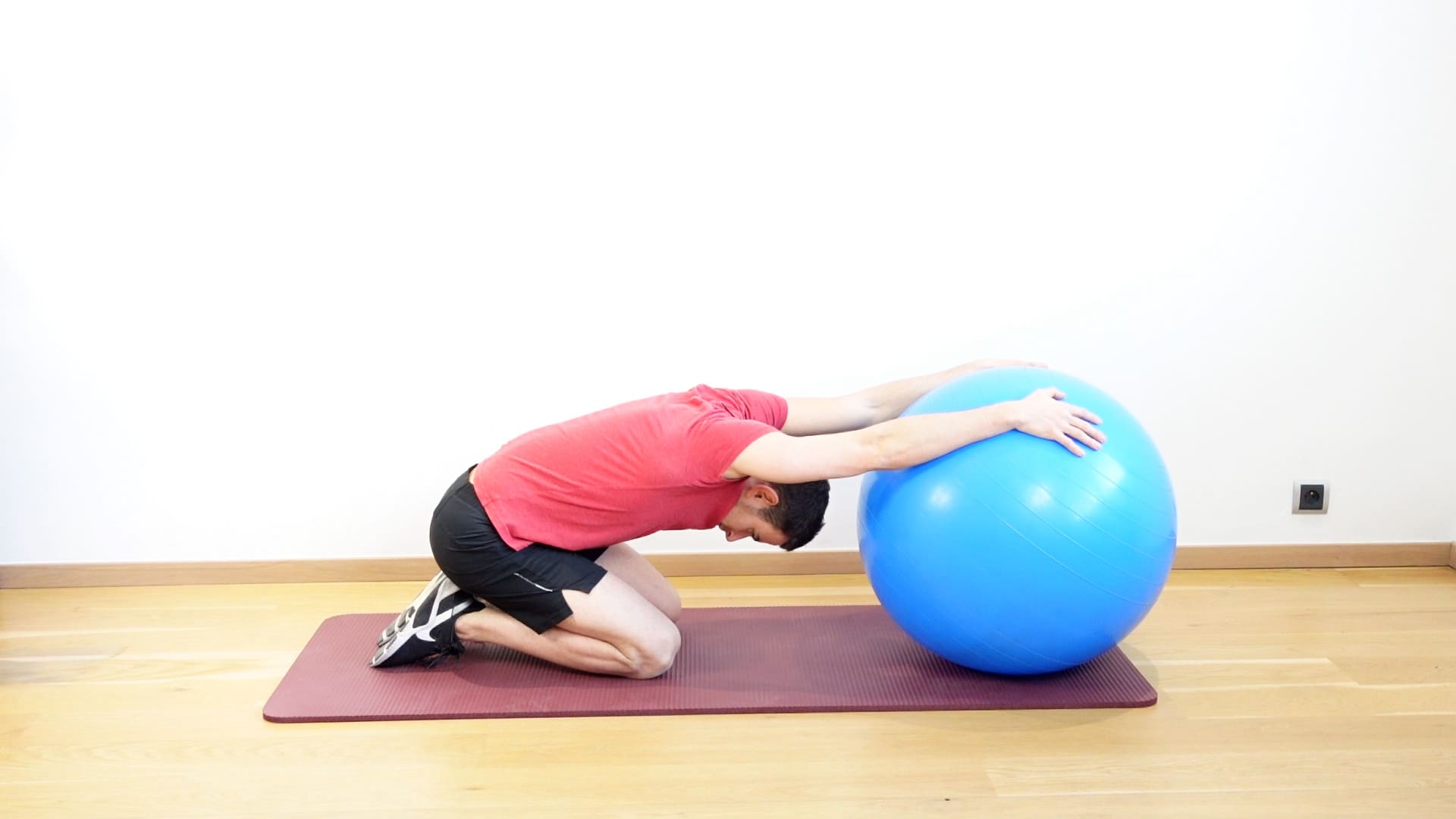 Vidéo d'exercice Mobilisation flexion d'épaule avec SwissBall