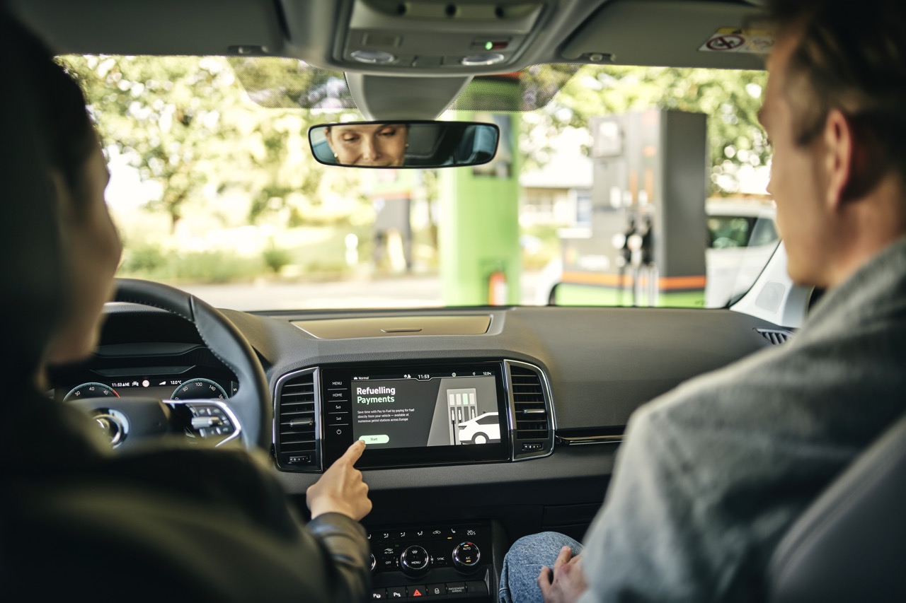 Škoda Auto introduces in-car payments with brand-new Pay to Fuel service