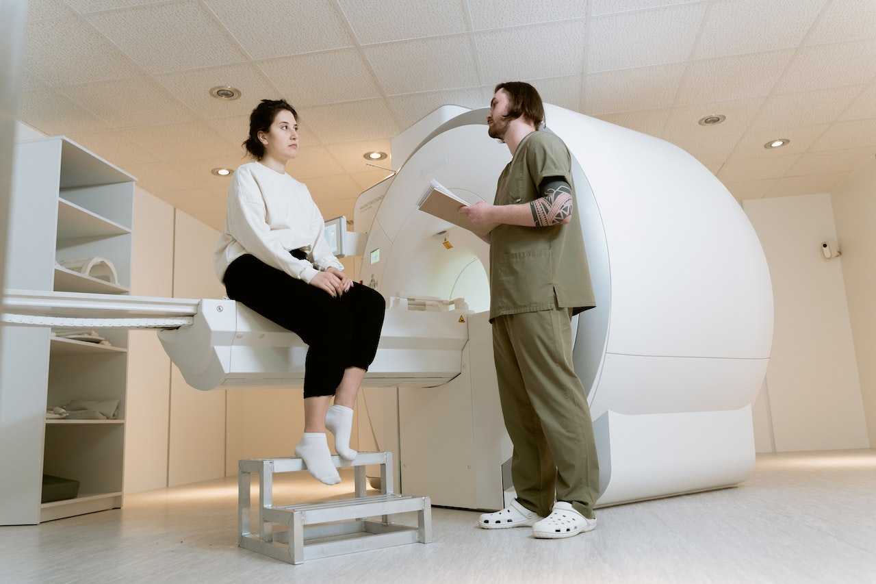 Inside MRI Machine Claustrophobia Symptoms and Management