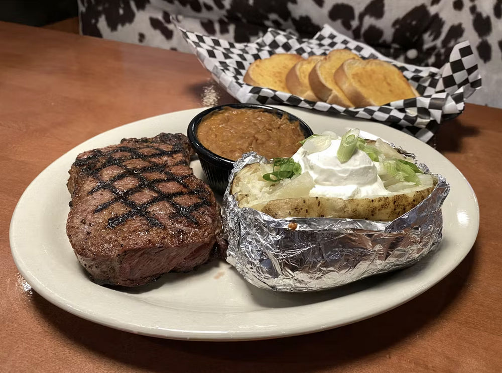 Yellowstone Country Listing Wyoming Roadhouse dine cody