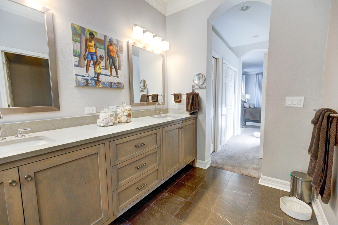 Tres Chic: Clever Bathroom Vanity Storage | Custom Cabinetry Tampa