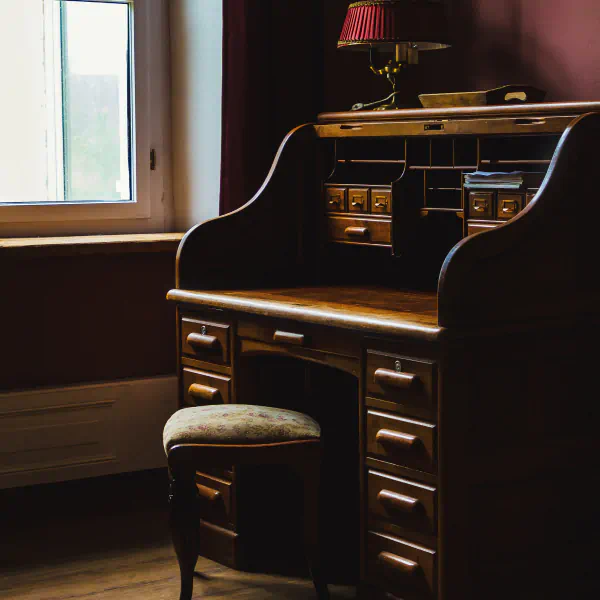 How We Move Antique Furniture Professional Movers