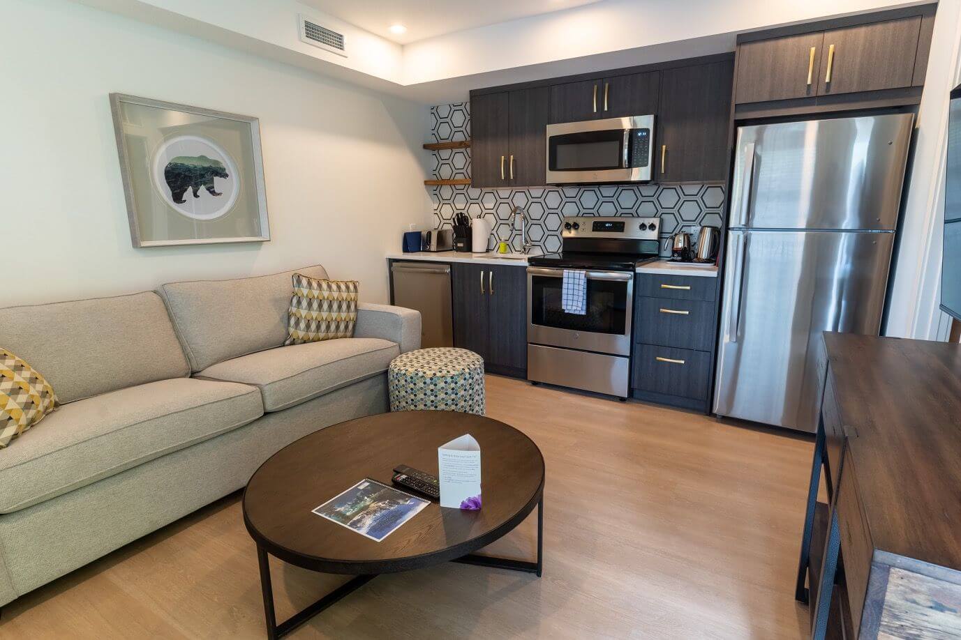 One Bedroom Apartment Basecamp Suites Canmore