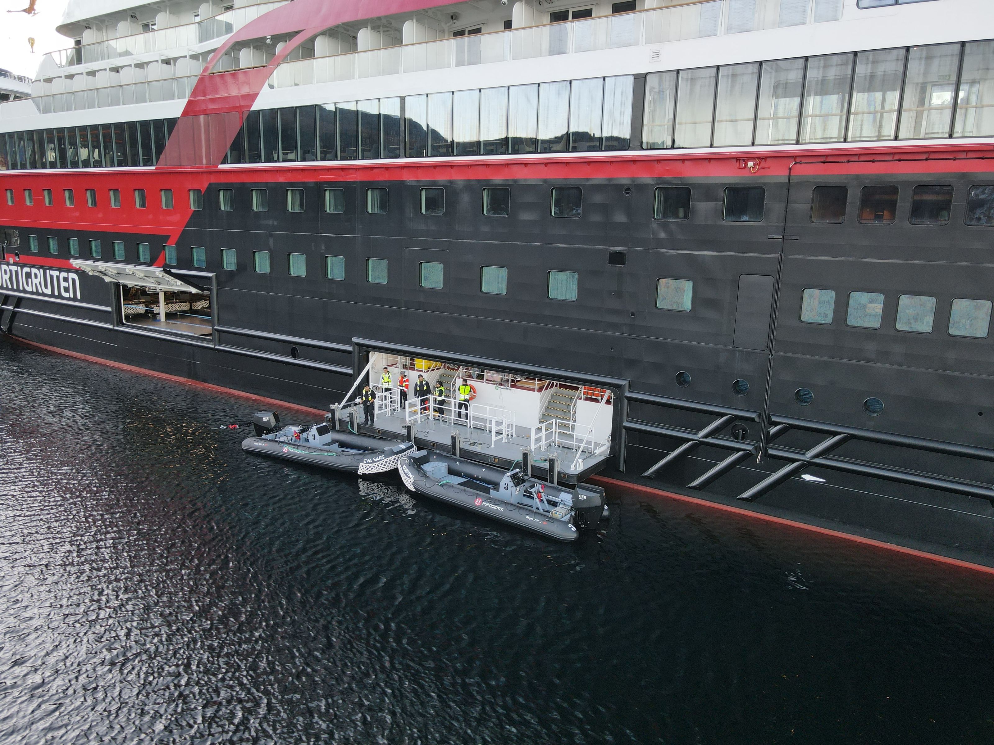 Rib and tender dock - Personnel logistics - Ulmatec