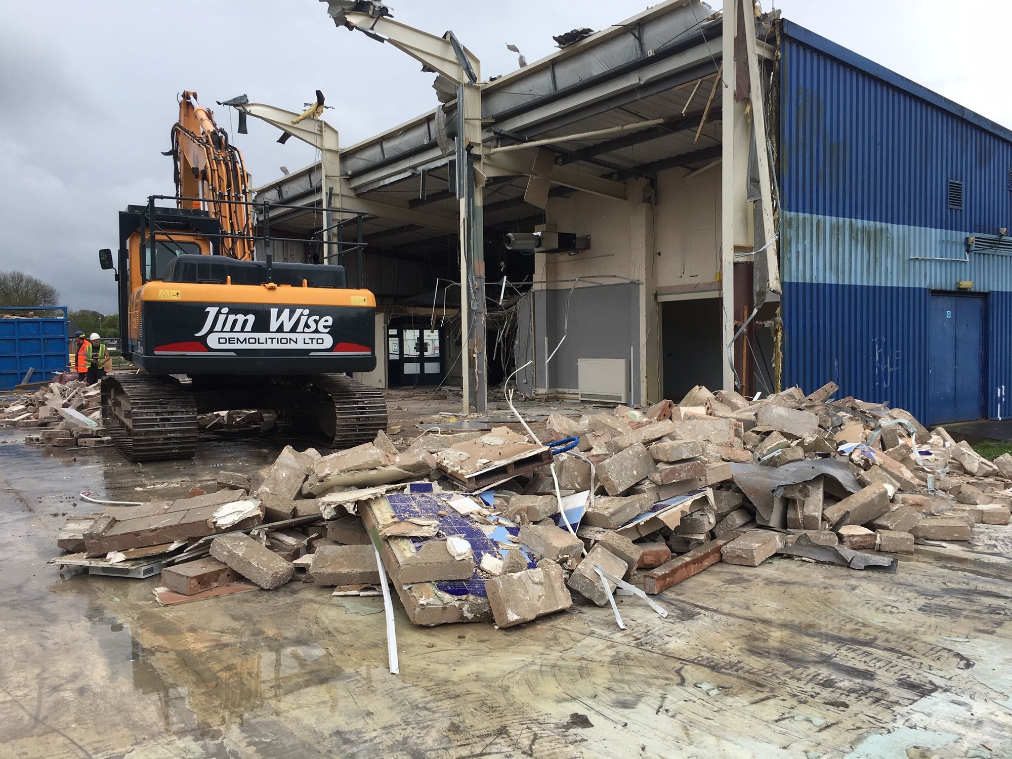 Jim Wise Shell Jim Wise Demolition | Leading UK Demolition Contractor