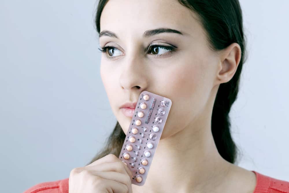 how-to-quit-the-pill-without-getting-your-symptoms-back-flo-living