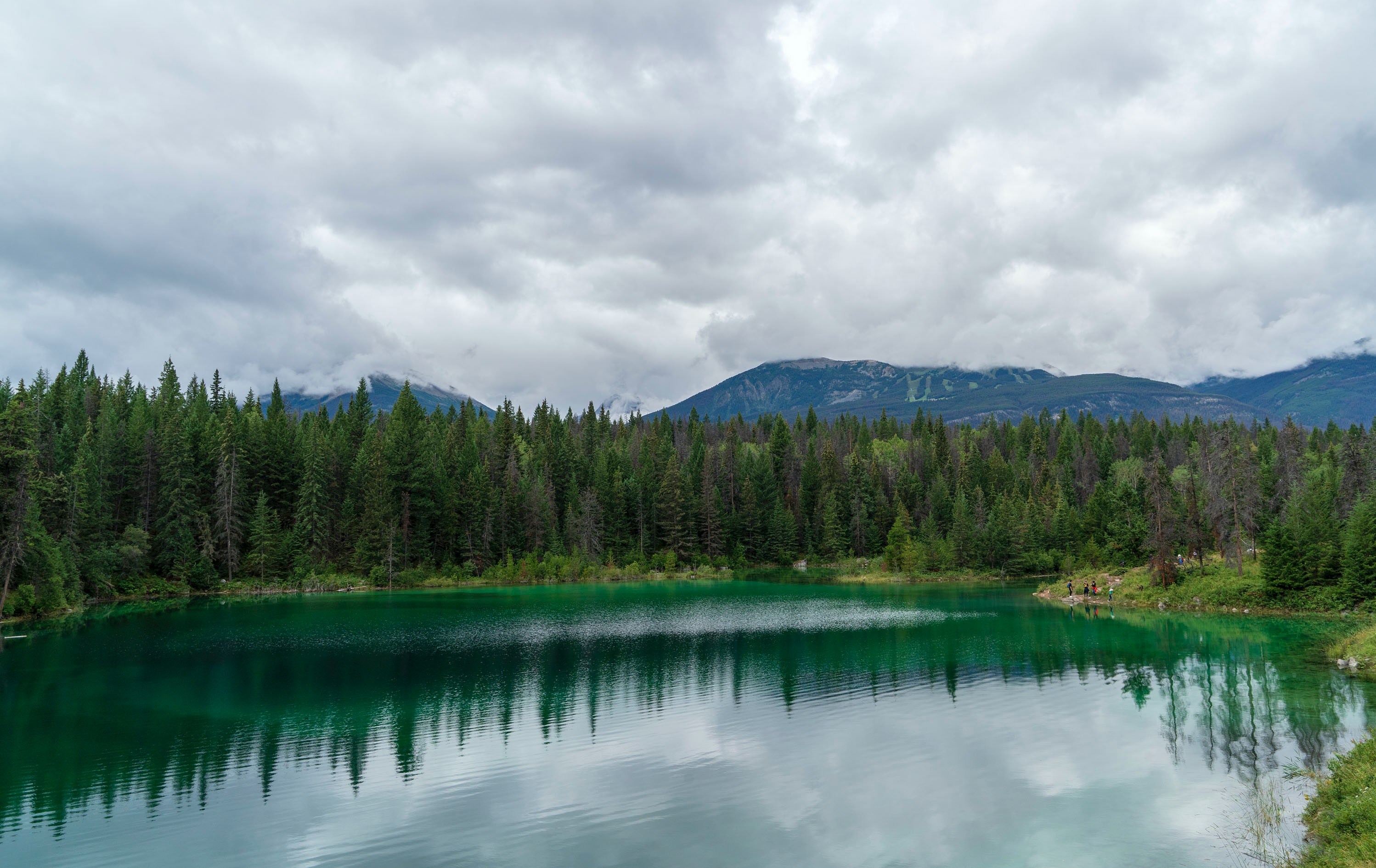 Building On A Lakeside Mountain Property