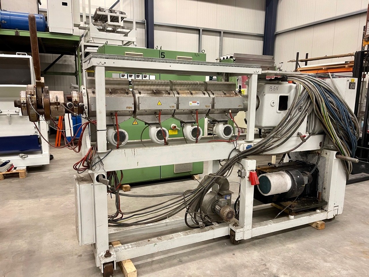 Buy Reifenhauser Co-Extruders online - Reifenhäuser and more