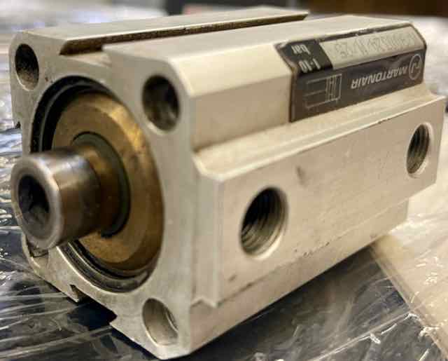 Cilindro Pneumatico Norgren Martonair RM/8040C / RM/8040/C - Nuovo Di Zecca