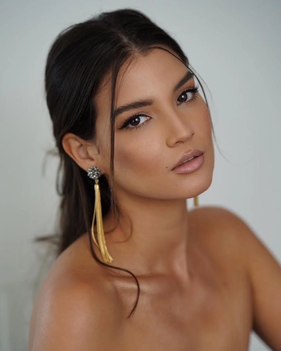 Models In Dubai Female Models in Dubai, UAE | Top Modelling Agency in Dubai | Michelle ...