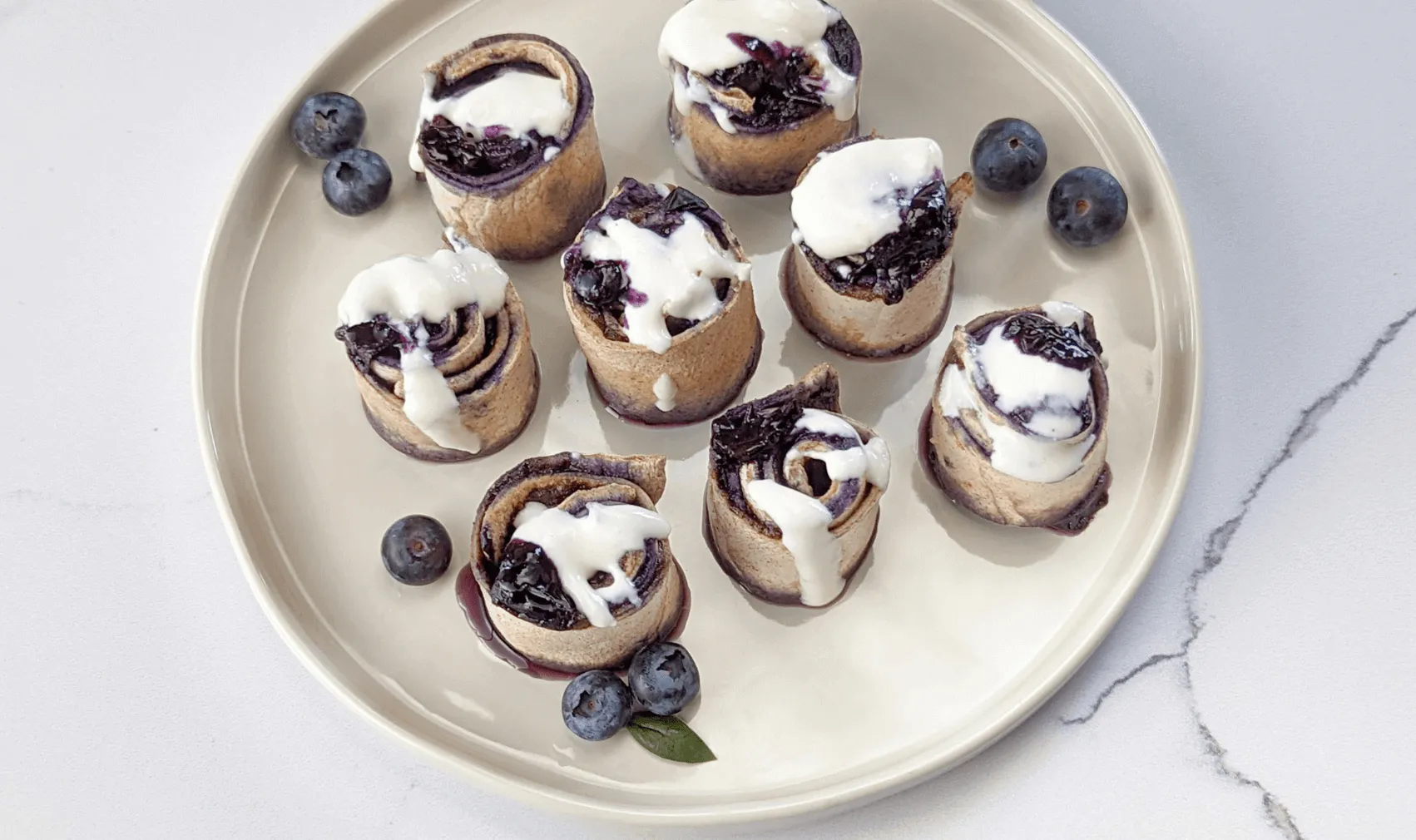 Egglife blueberry cinnamon rolls