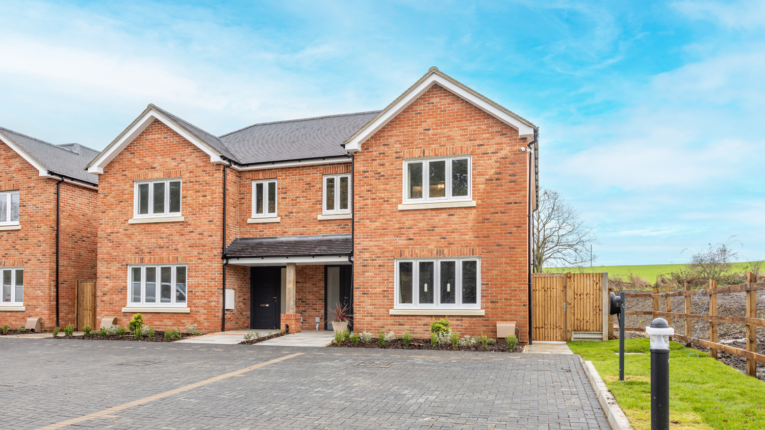 Abbotts Gate Essex, Oak Hill road, Stapleford Abbotts, Romford