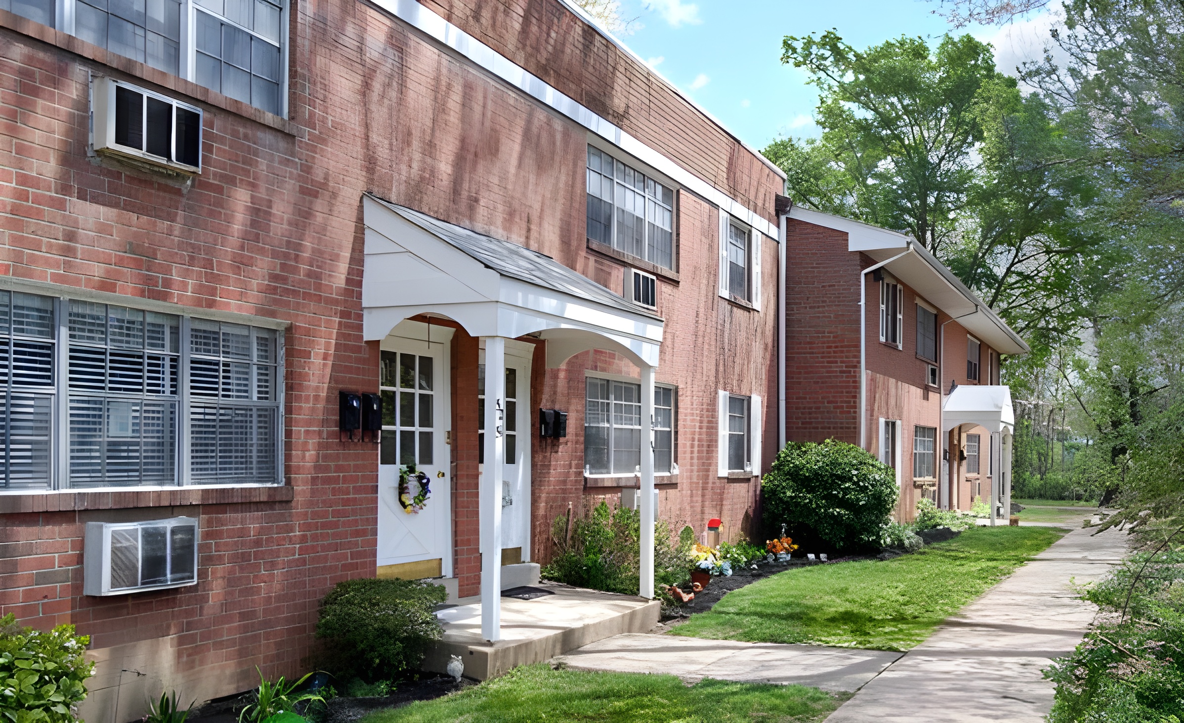 Valley Green Apartments Halfpenny Management