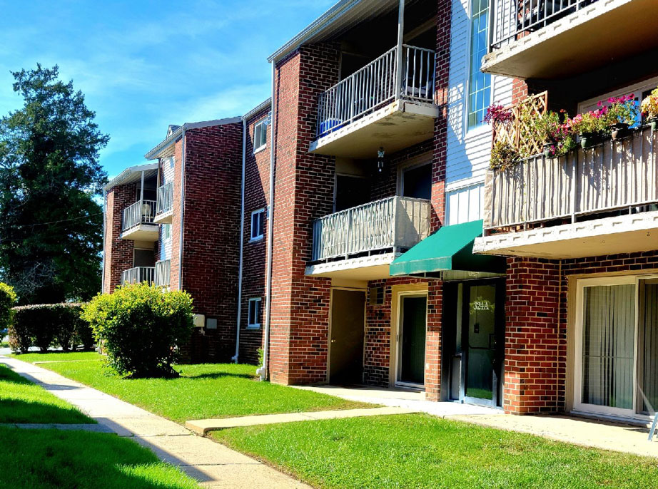 Waverly Apartments Halfpenny Management