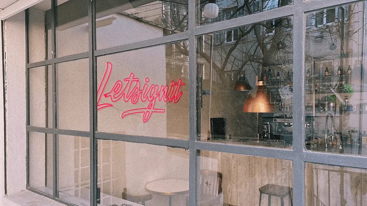 The (real) backstage of Letsignit