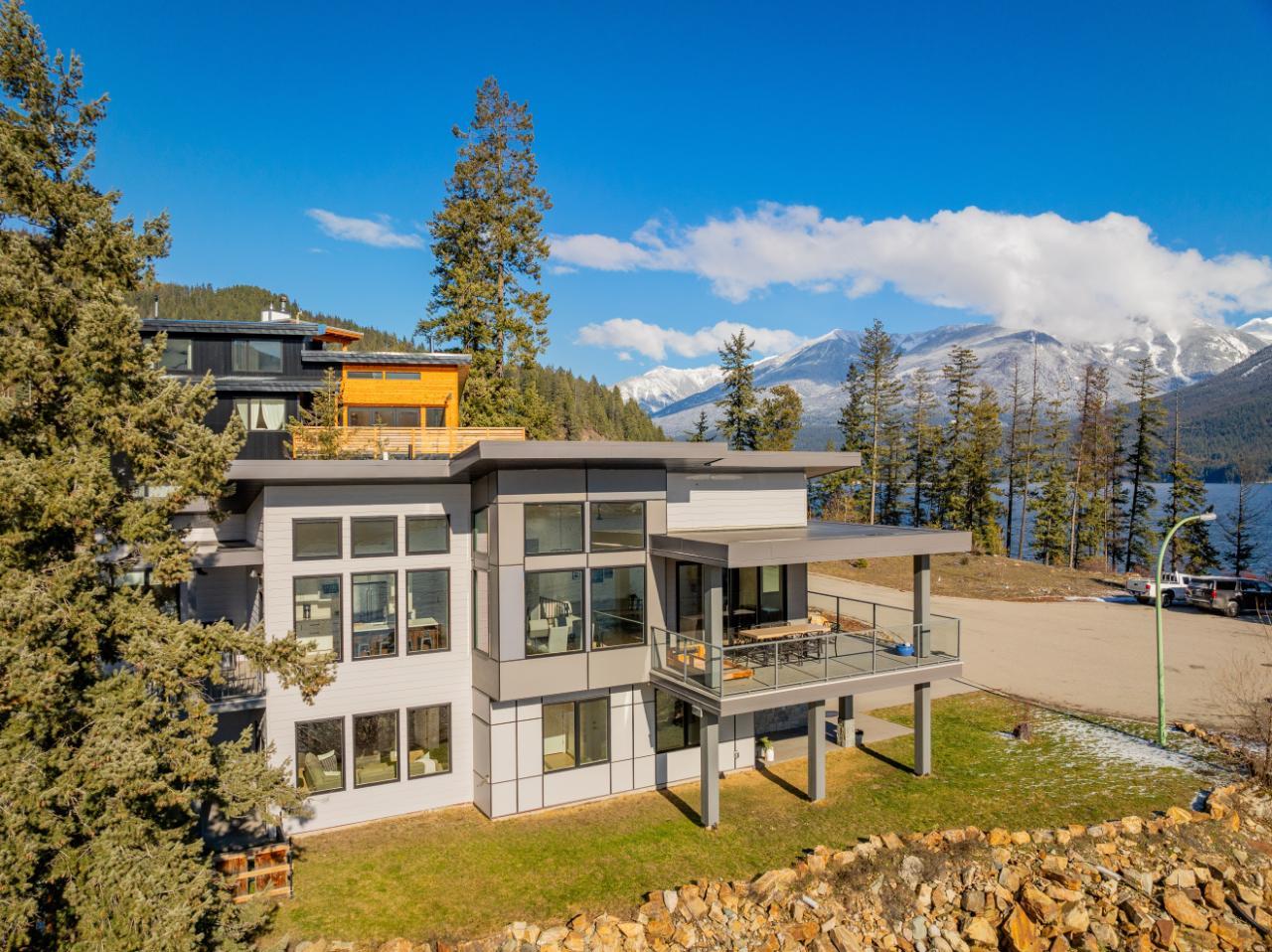 575 LARCH DRIVE, Kaslo Luke Mori Real Estate