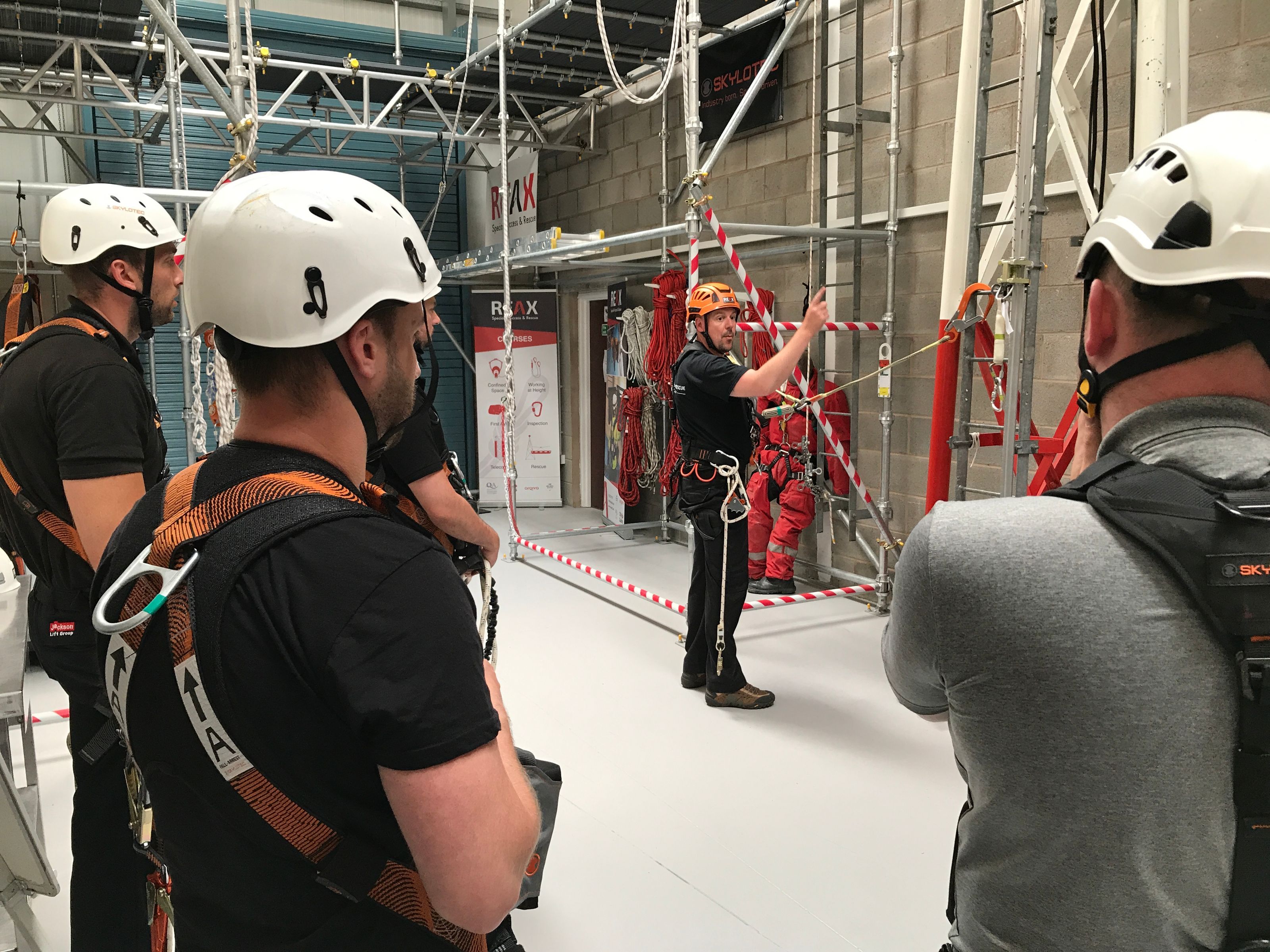 UNCONSCIOUS AND HANGING: TOWER RESCUE TECHNIQUES PART 2 – CUT-AWAY ...