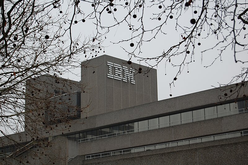 File:IBM Southbank building against March sky.jpg