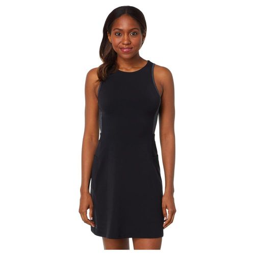 7 Best Hiking Dresses For Outdoor Adventures (2023)