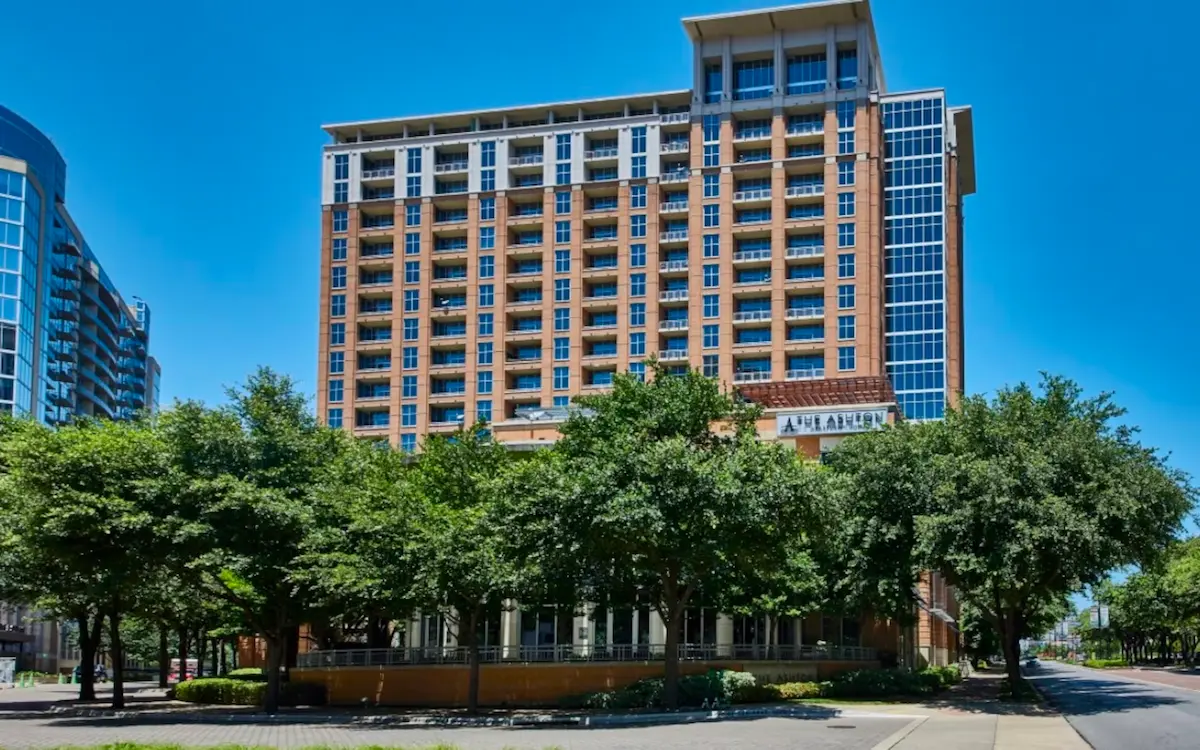 The Best 28 High-Rise Apartments in Dallas | UMoveFree