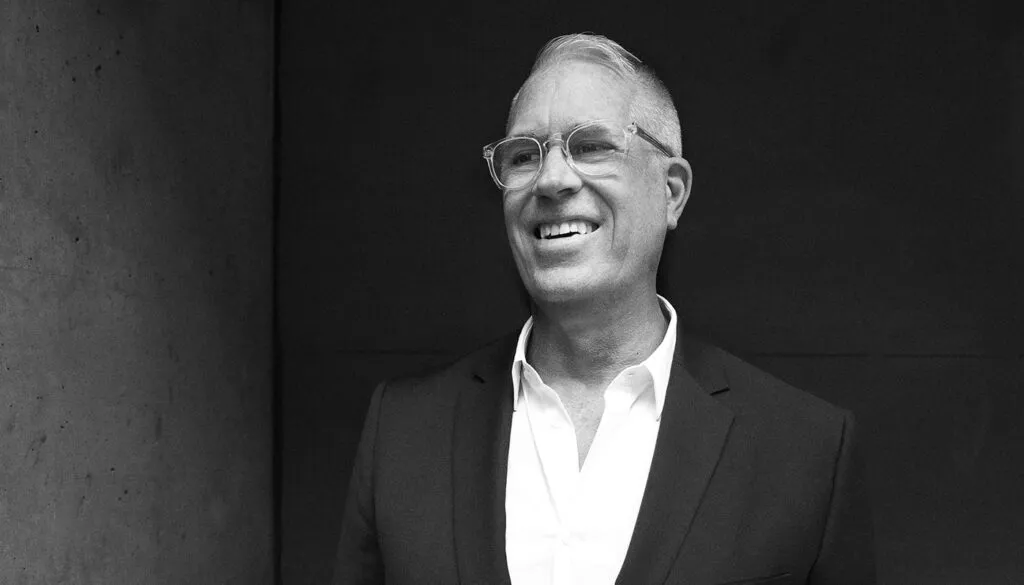 Home Dark Horse Capital