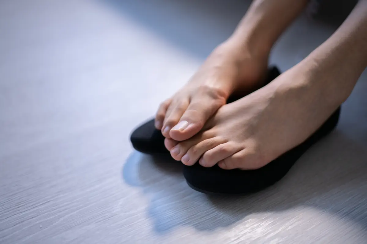 Understanding and Managing Cold Sweaty Feet Causes, Tips, and Relief
