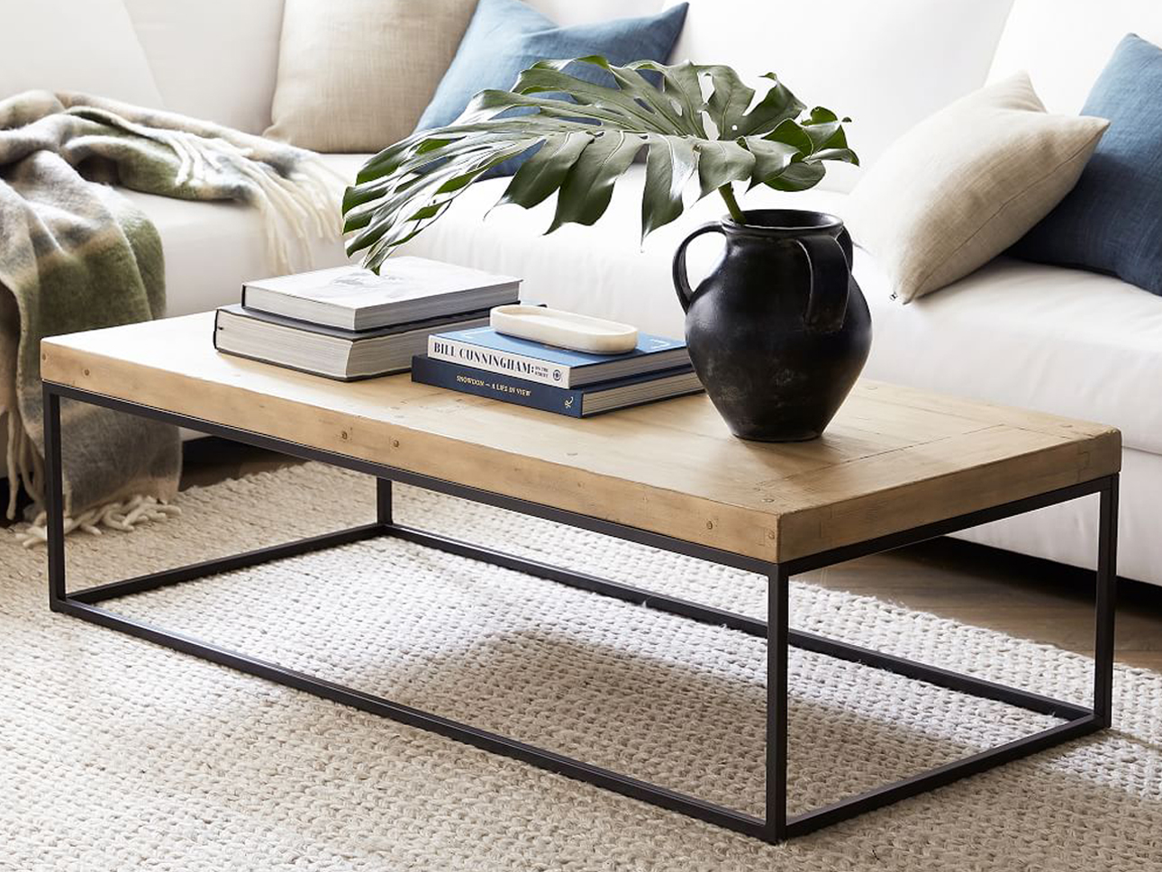 The Elegance of Oval Coffee Tables | National Assemblers