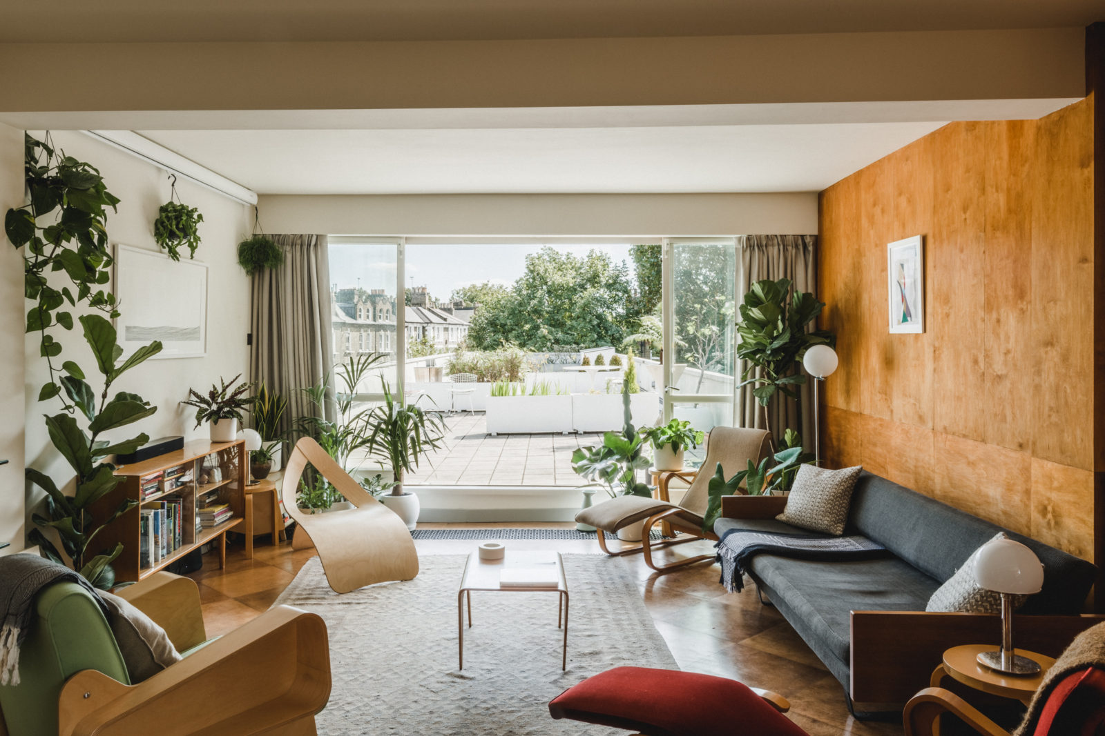 Bauhaus: Timeless Modern Décor | National Assemblers