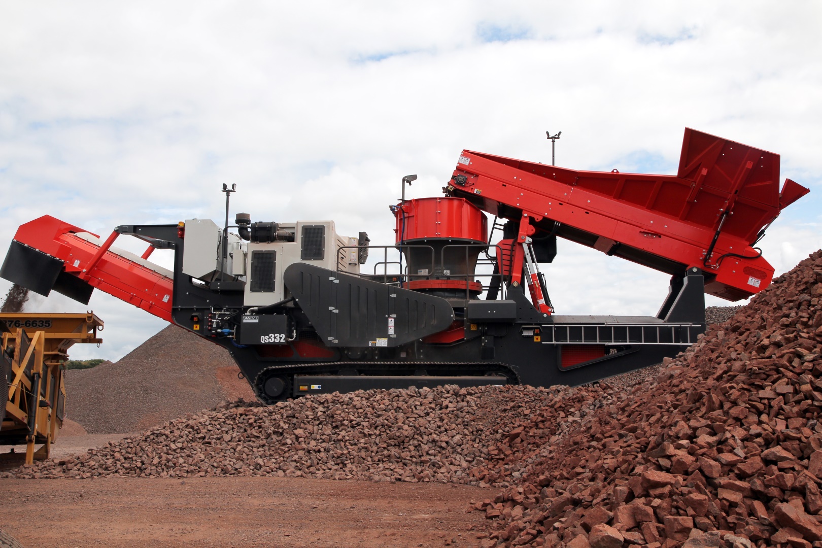 Porter Equipment New Sandvik QS332