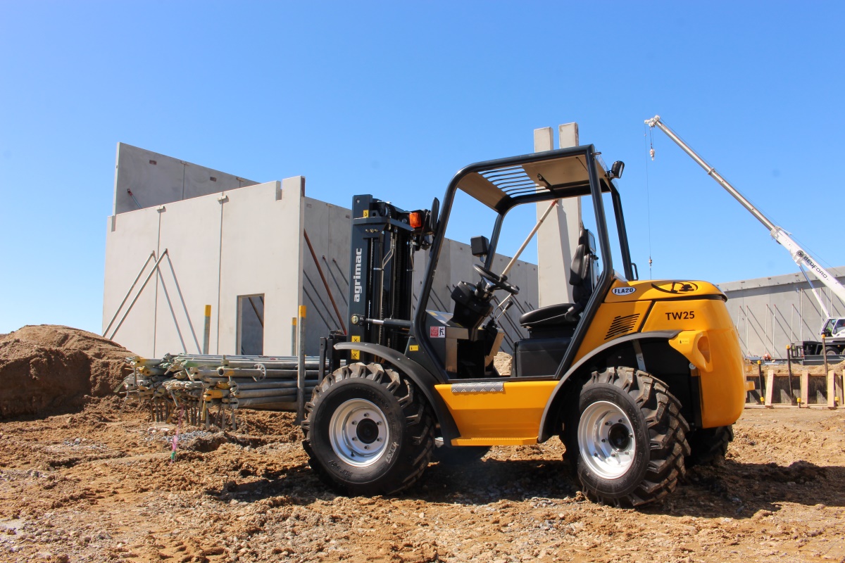 Hire Telehandlers & Forklifts | Porter Access