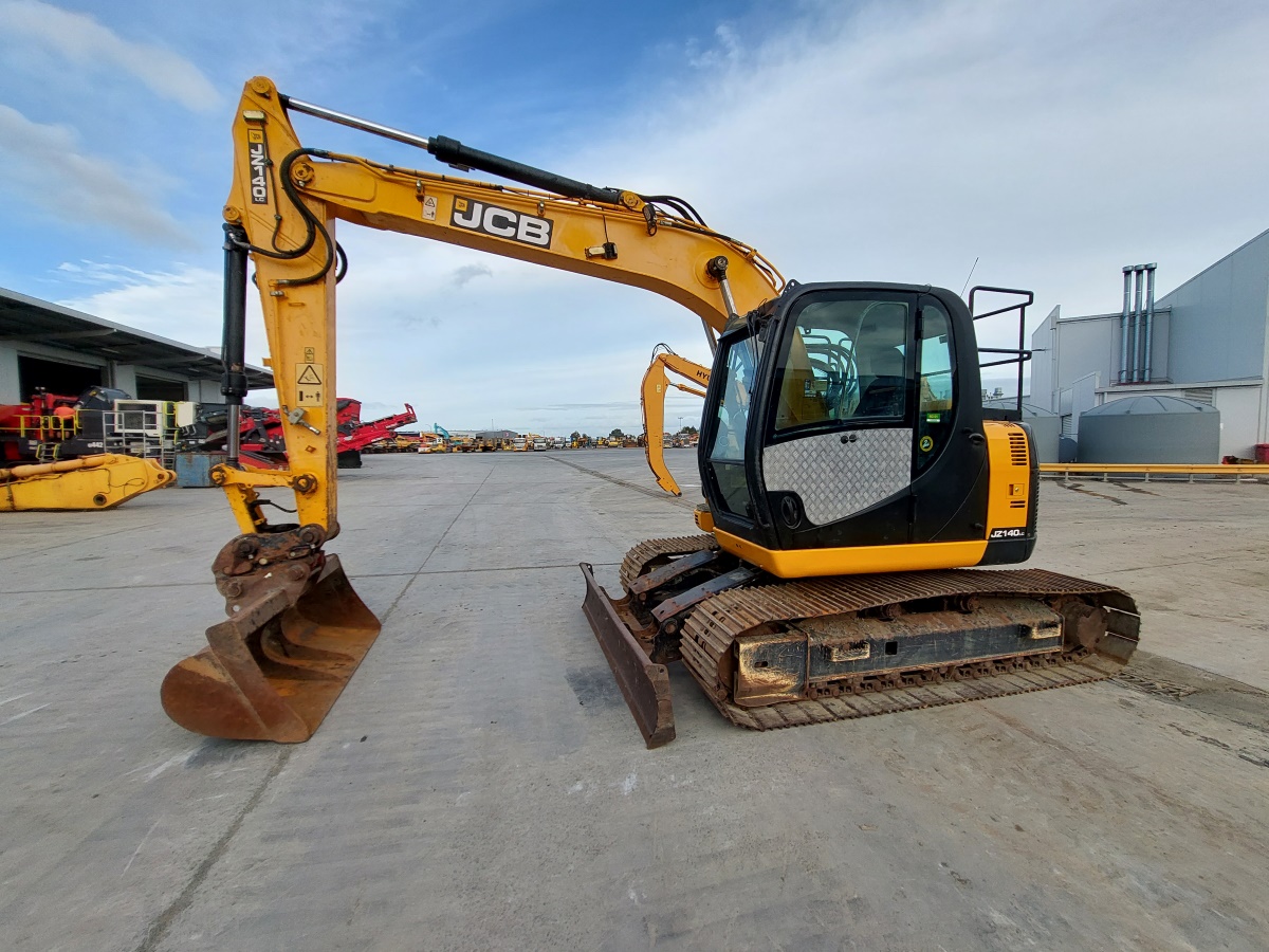 Porter Equipment Used JCB JZ140D