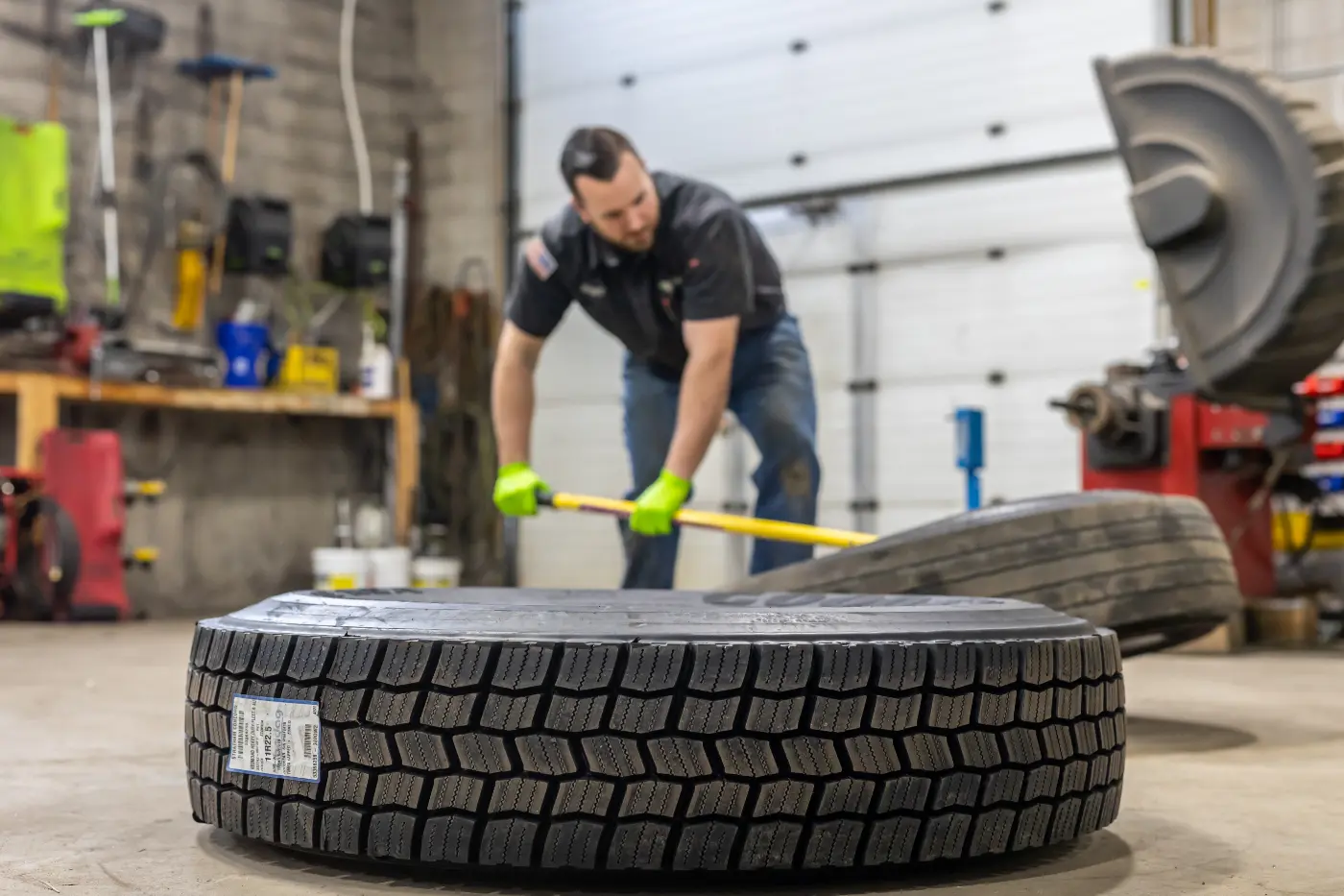 Truck Tire Repair in Hudson, NH Redmond Fleet