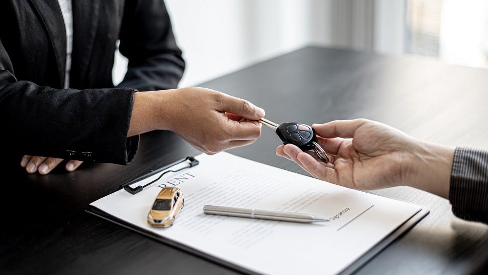 Banque et location de voiture avec option d