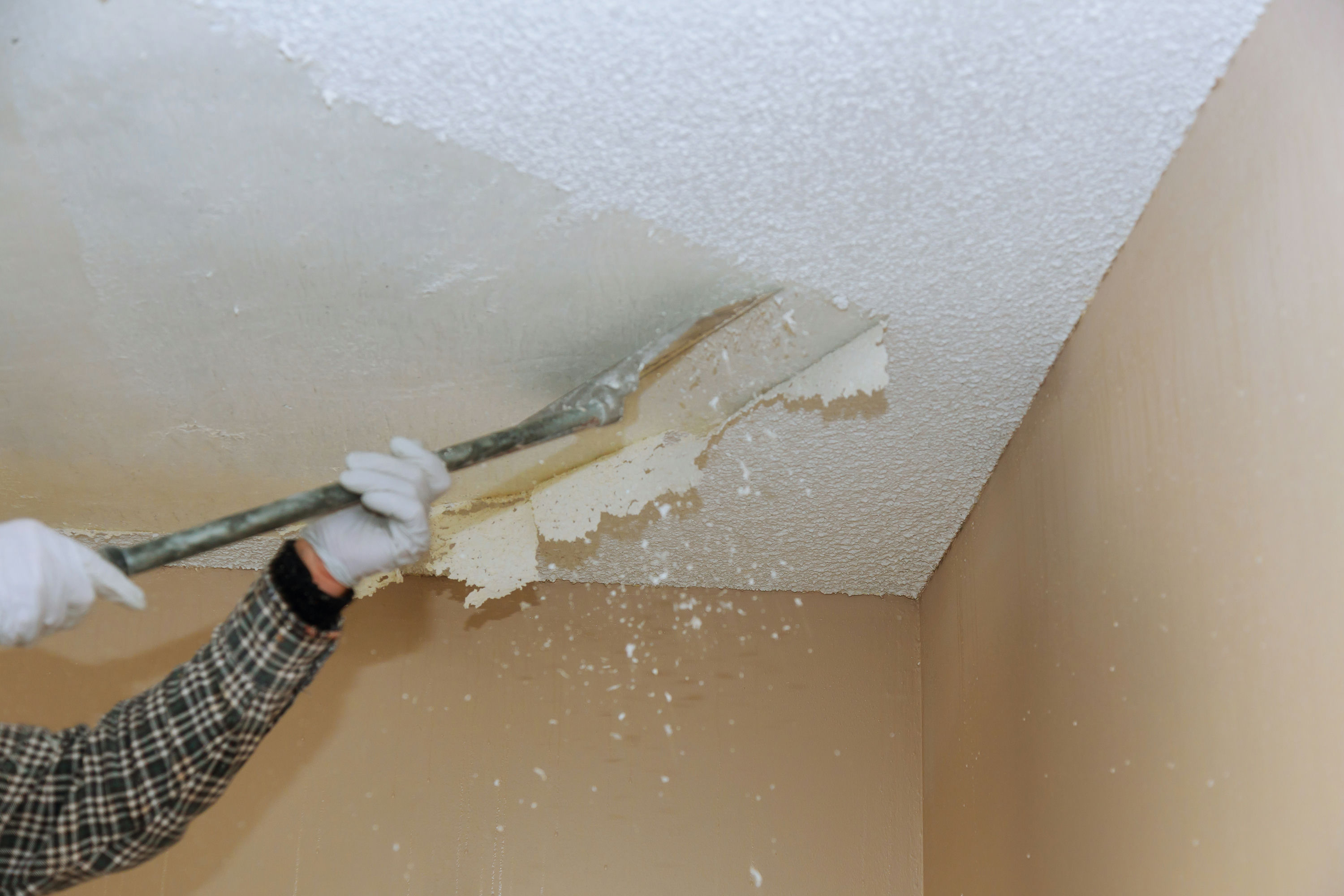 Cost to Remove Popcorn Ceiling Contractor's Guide [2024]