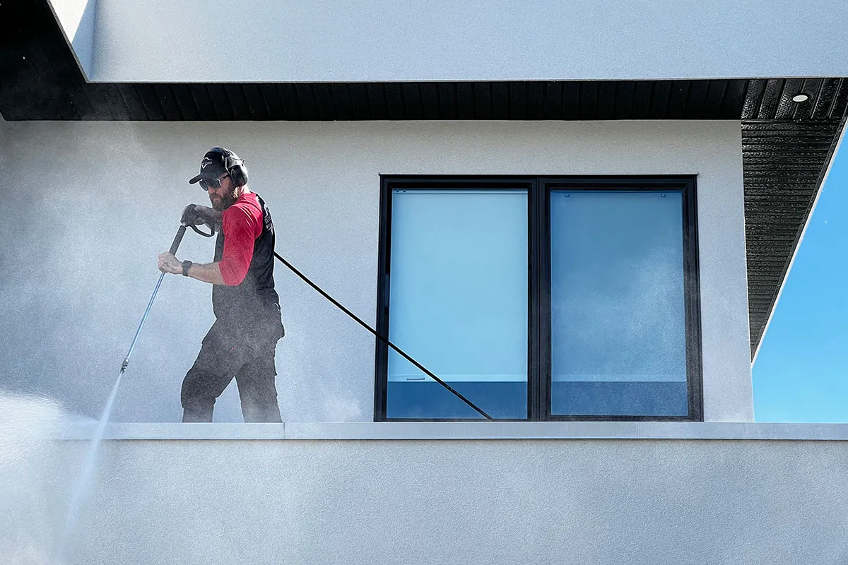 Window Cleaning and Pressure Washing Services in Kelowna, BC Kelowna