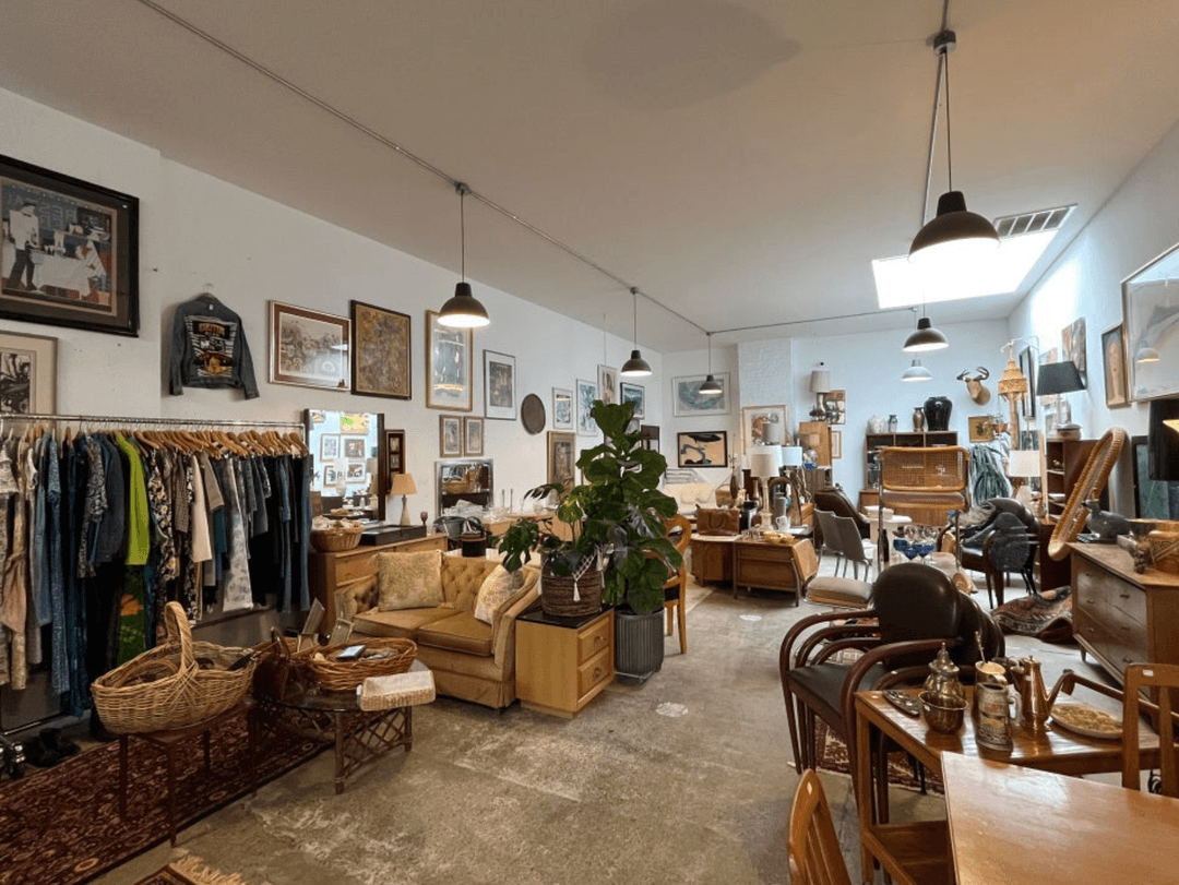 Dobbin St Vintage Co Op Corner Shop