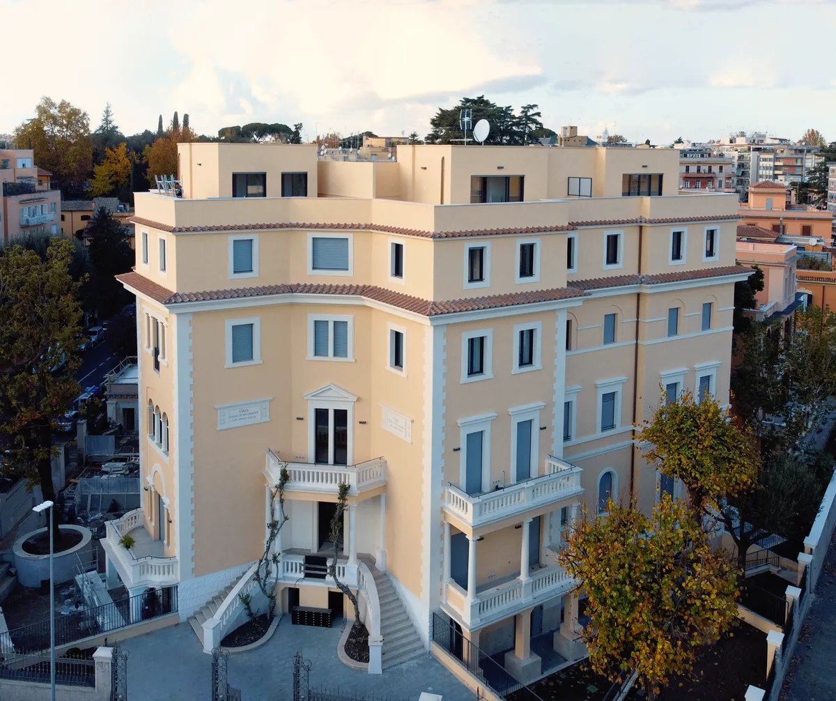 Villa Paolina Real Estate Roma CAM Group