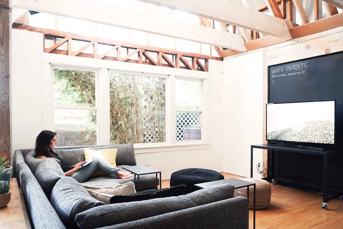 digital nomad city Venice Beach 