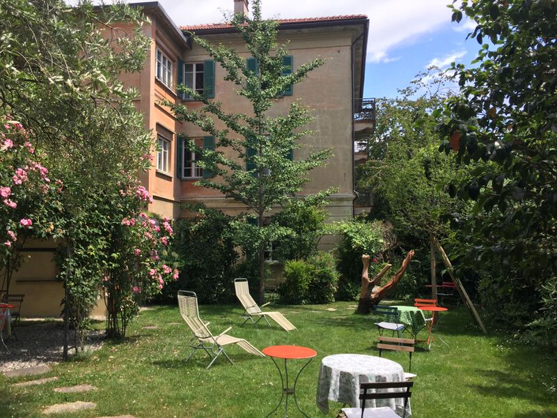 BioStadthotel mit Rosenpavillon Garten Hotels Schweiz