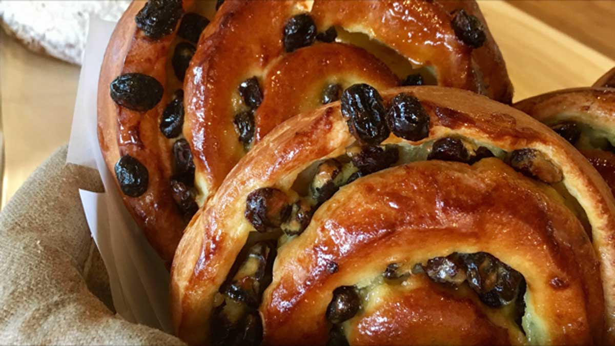 Bakery Hilton Head Breads Desserts Pastries Cakes Shelter Cove