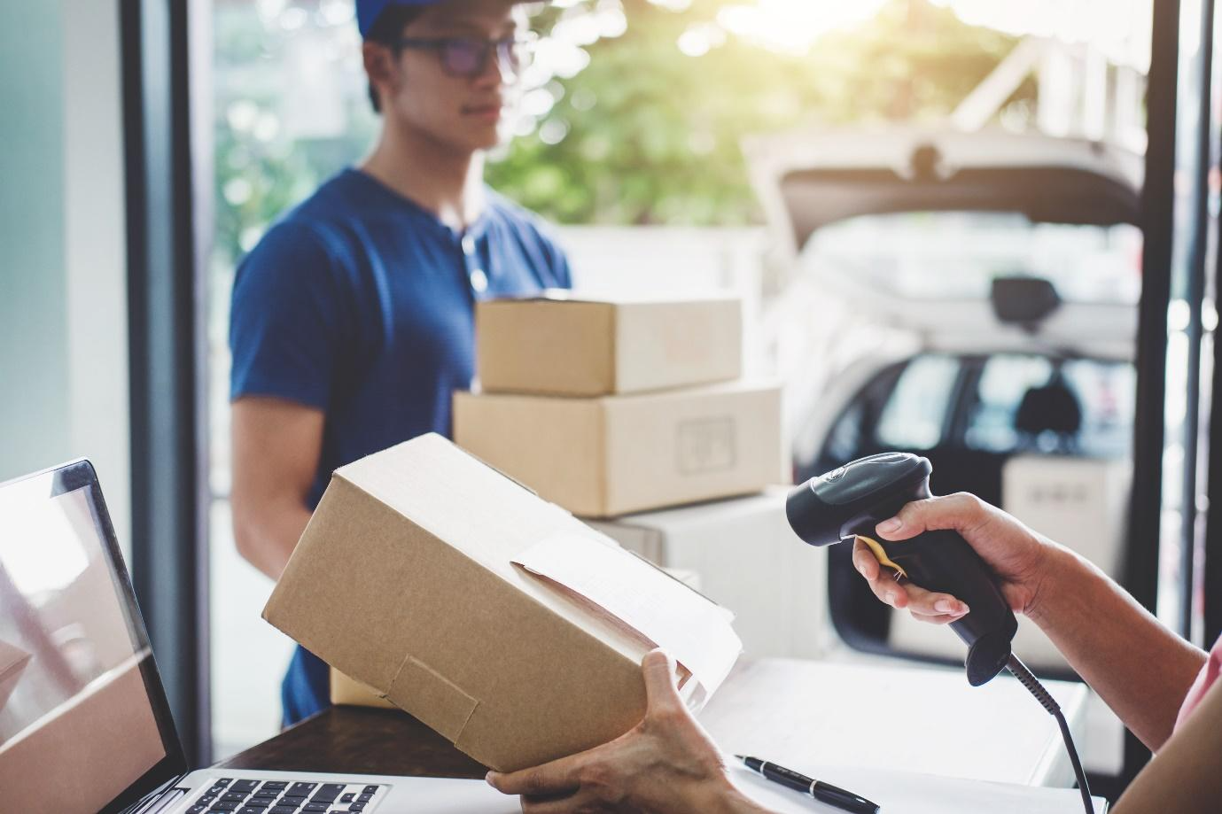 Deliver Packages With Your Car 2023's Top 10 Package Delivery Jobs and