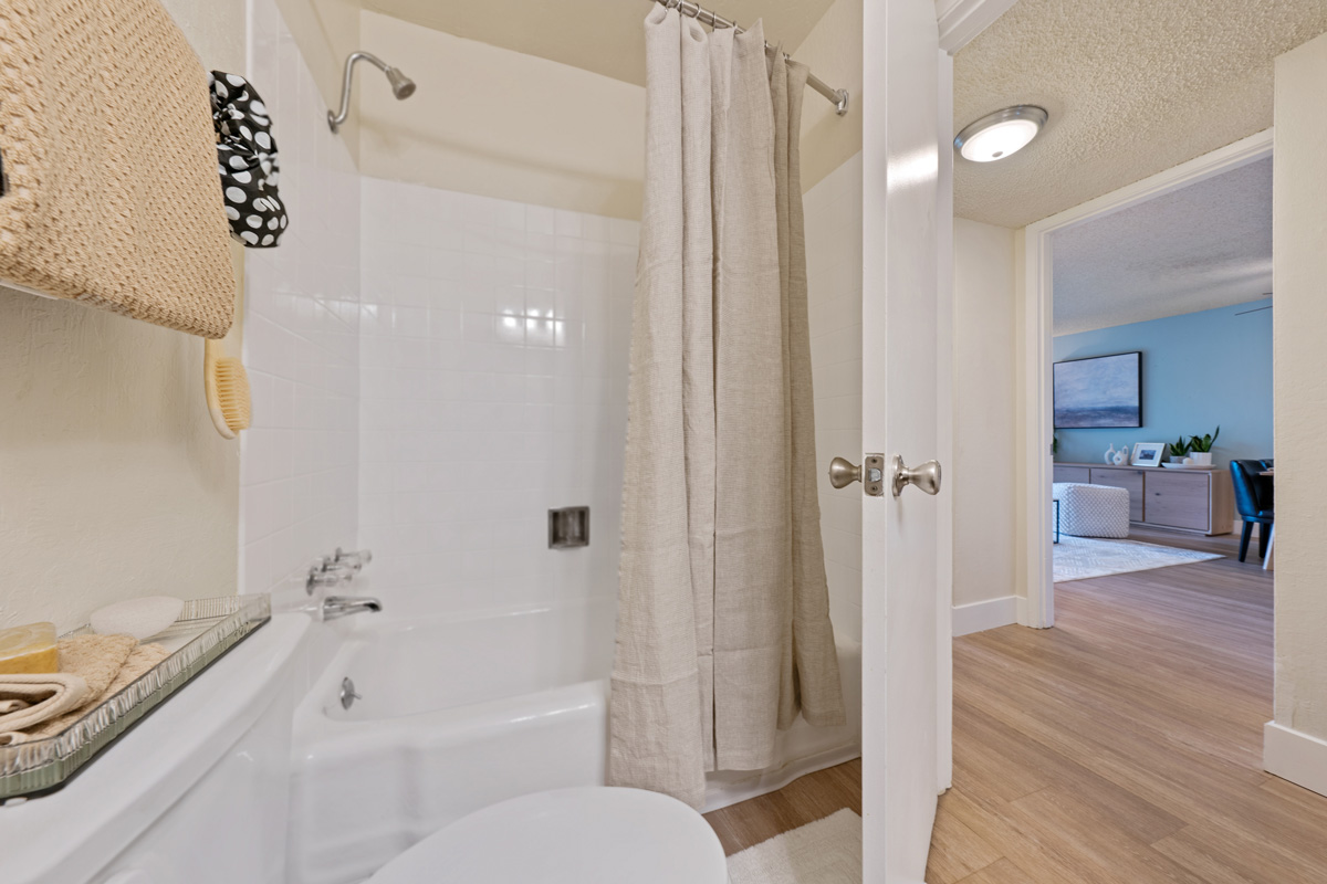 Gallery Harbor Park Apartments