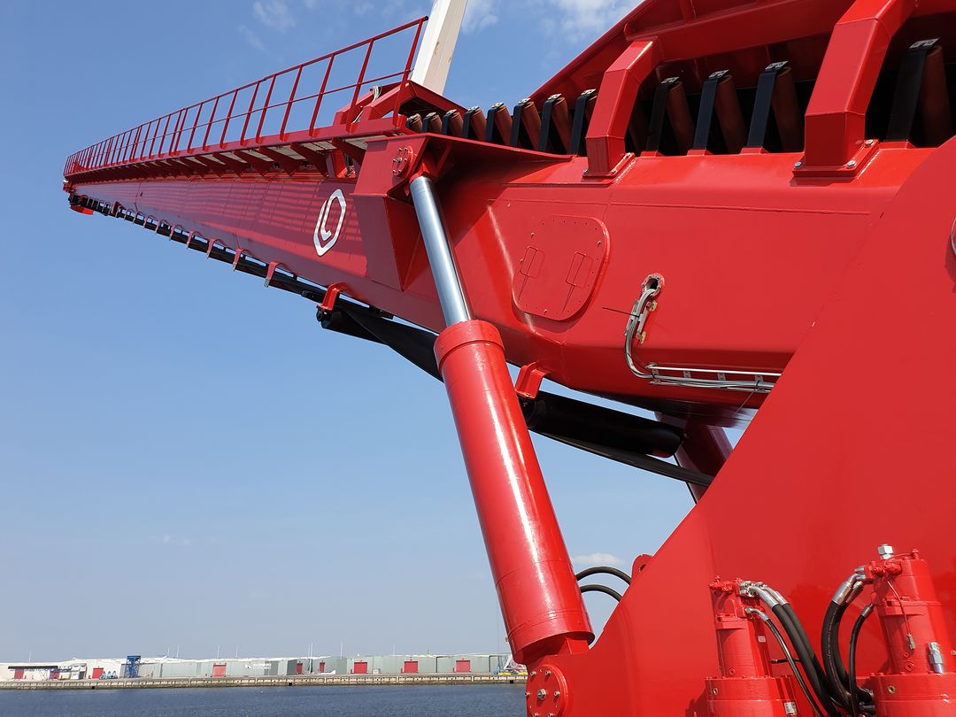 Dry onloading systems