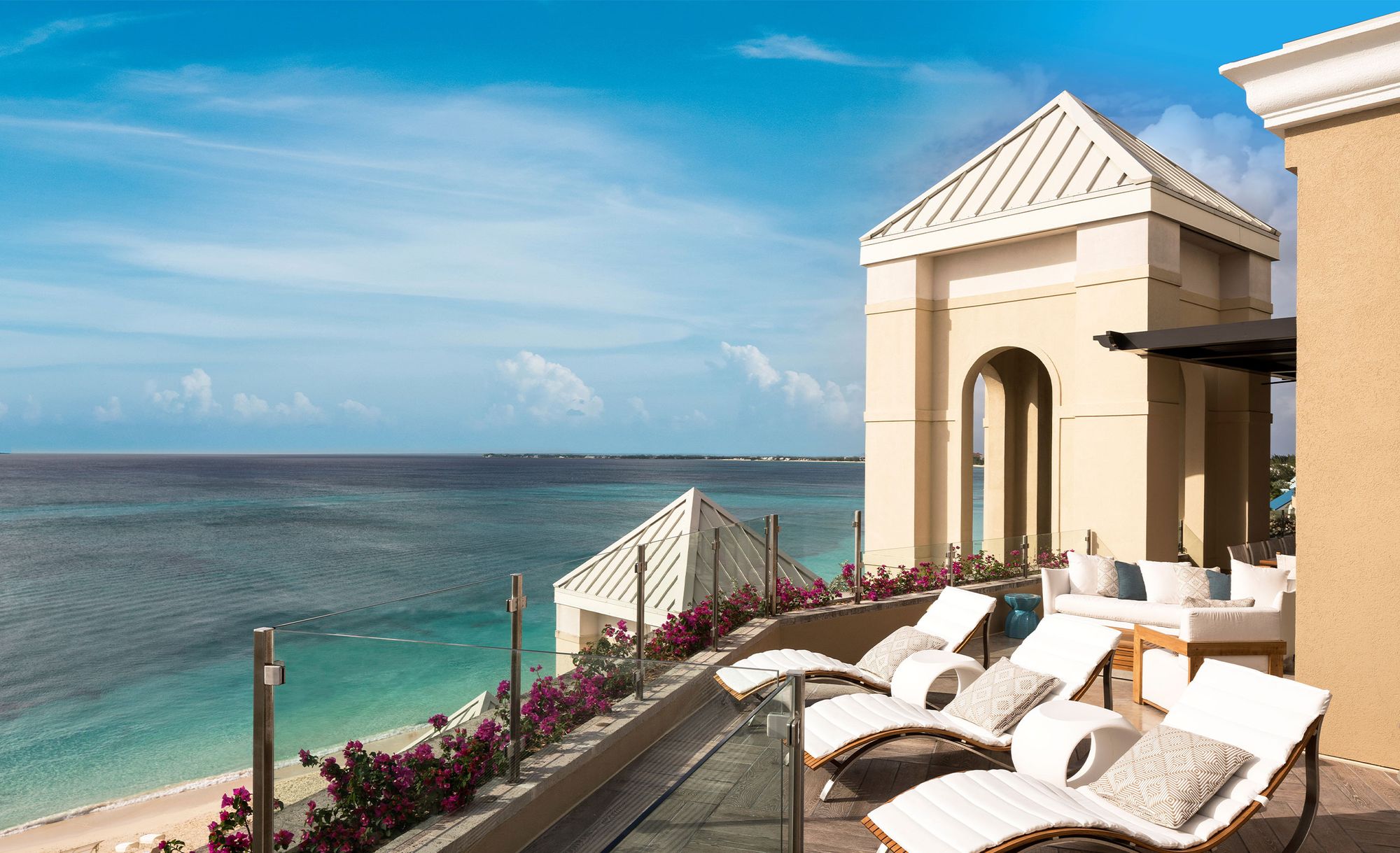 The Ritz-Carlton, Grand Cayman | Air Canada Vacations